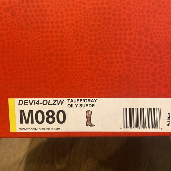 Donald J Pliner Suede Tall Boots Size 8 - Picture 5 of 6